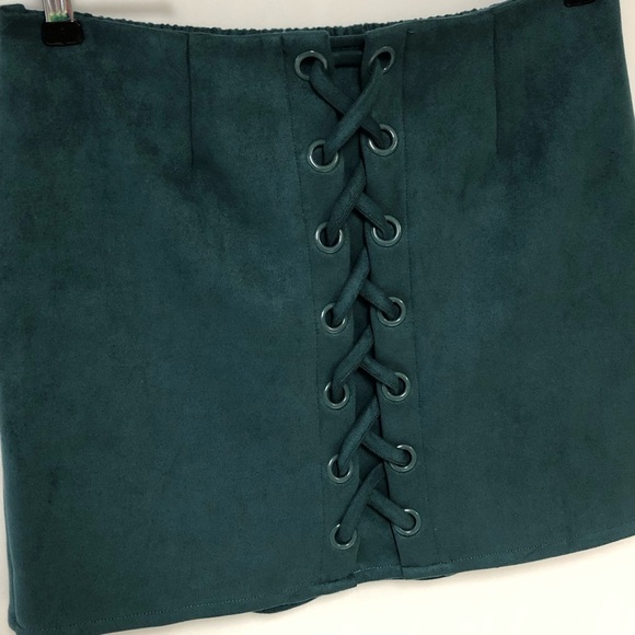 Shinestar Lace Up Faux Suede Mini Skirt Size XL - Picture 3 of 6